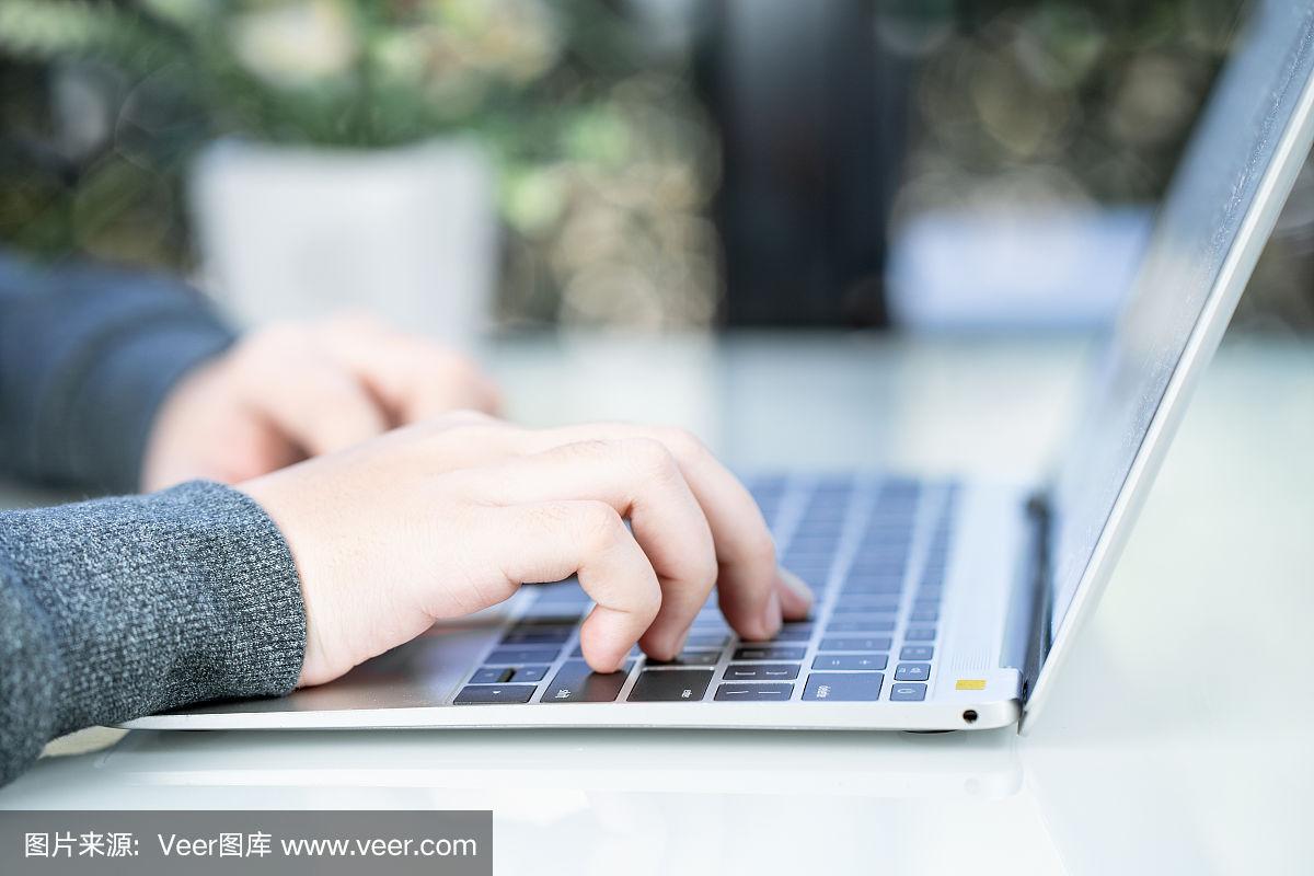 [电脑搜索]电脑搜索不到自家wifi是什么原因