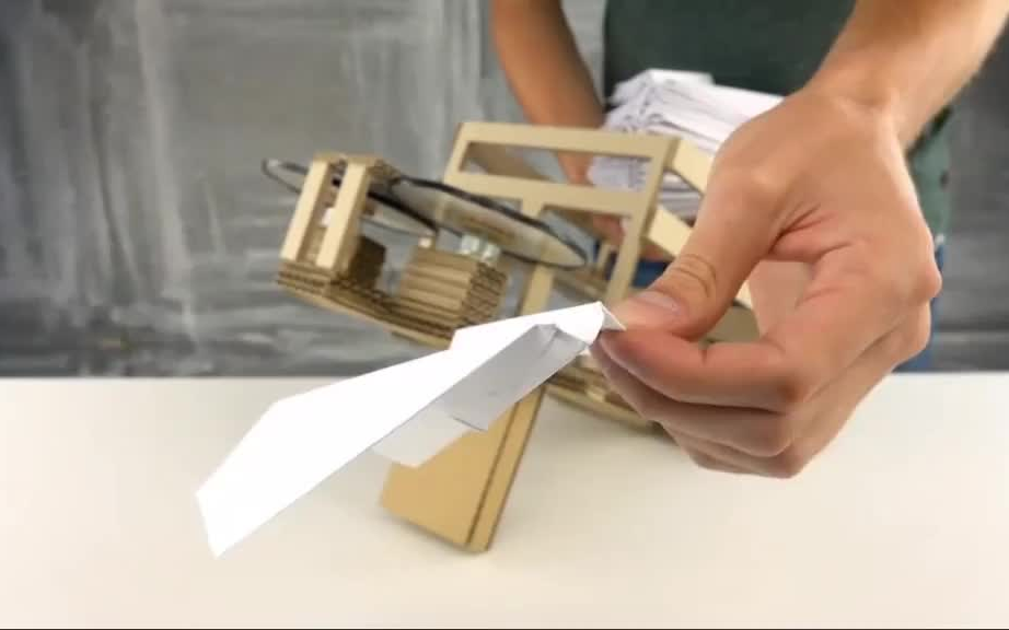 纸飞机发射器怎么折-纸飞机发射器怎么折纸