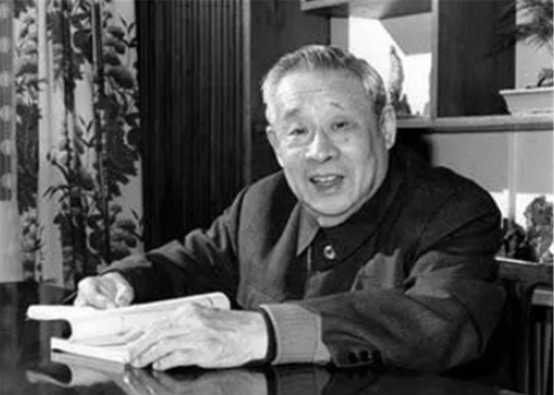 二战电报员圣哥-二战电报员圣哥表情包