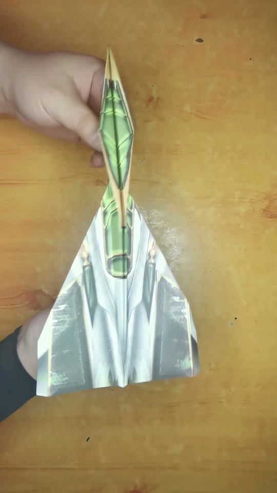 纸飞机怎么折-纸飞机怎么折才飞得远又帅气