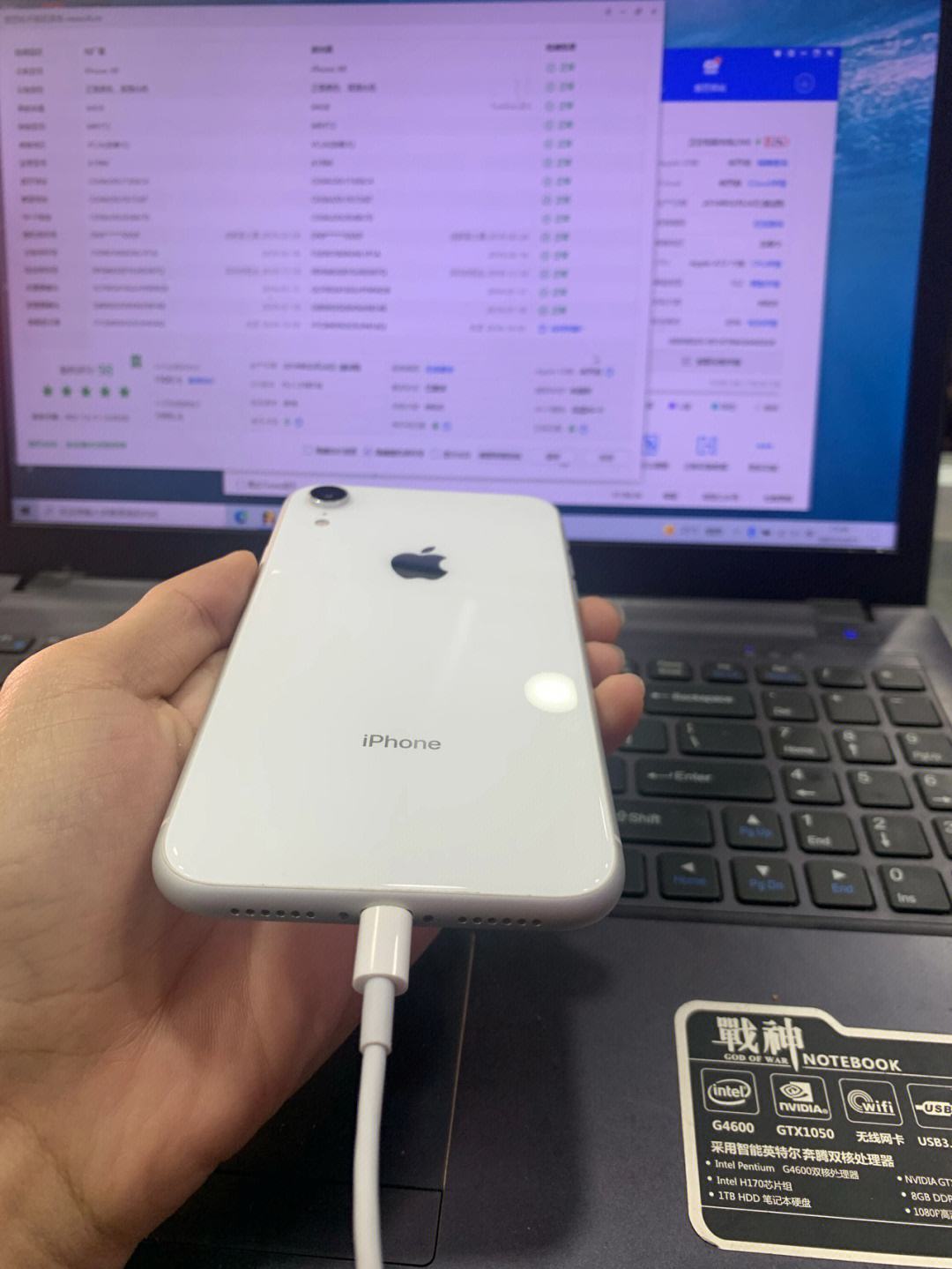苹果xr可以放储存卡吗怎么放,iphone xr可以使用储存卡吗