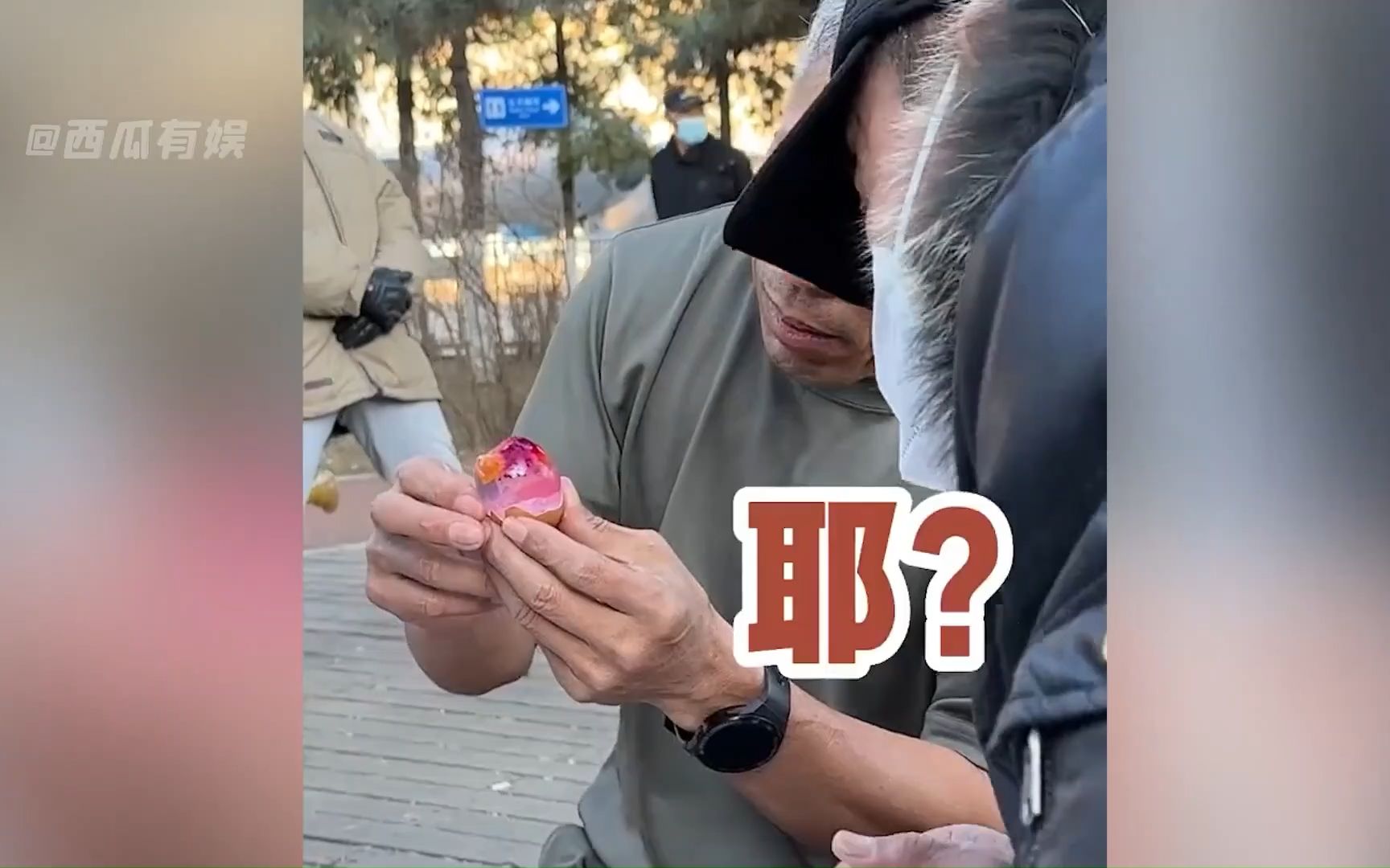 老电报员是什么意思,一开口就是老电报员了